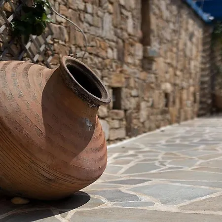 Elanora * Stelida (Naxos)