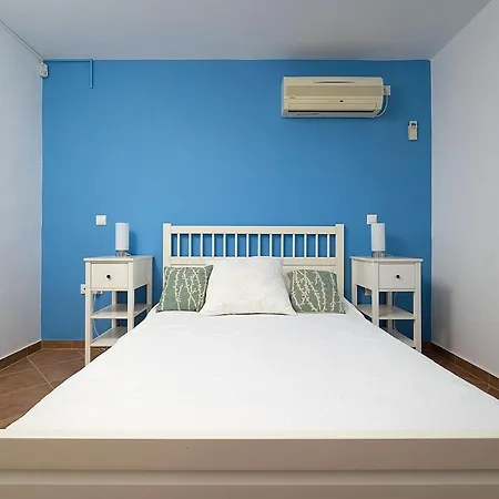 Elanora Villa *